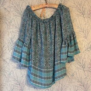 Racers off shoulder teal print blouse size large